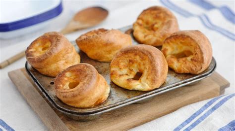  Yorkshire Pudding? A Heavenly Marriage of Crispness and Rich Savory Depth!